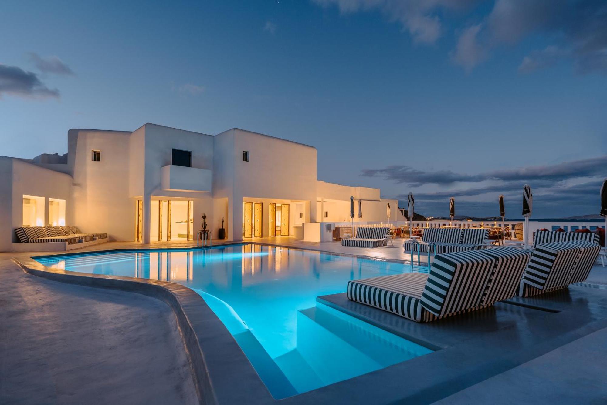 Croco Mykonos Tourlos